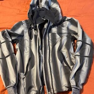 lululemon athletica Black and Gray bubblegum Windbreaker